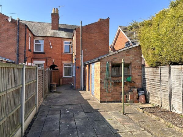 Hatton Gardens, Newark