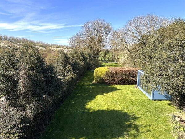 Coltons Farmhouse, Brough Lane, Brough, Newark