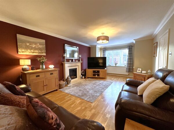 De Havilland Way, Newark