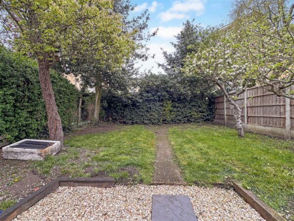 Southend Avenue, Newark