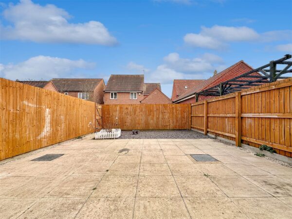 Goldstraw Lane, Fernwood, Newark