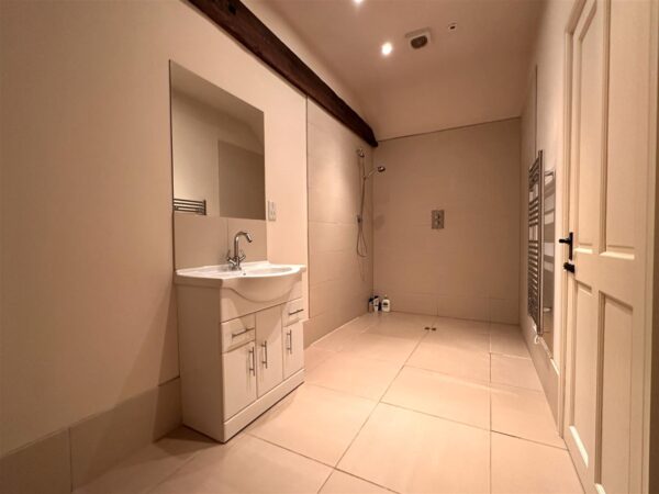 Coltons Farmhouse, Brough Lane, Brough, Newark