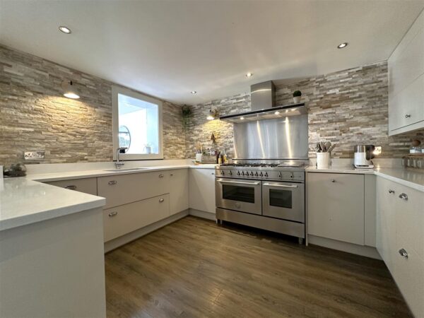 The Waterfront, Newark