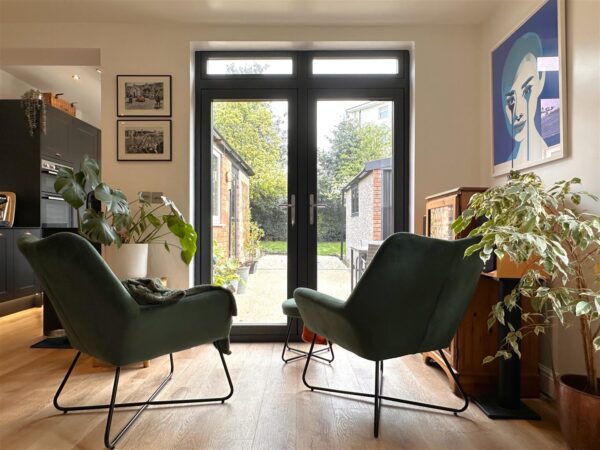 Southend Avenue, Newark