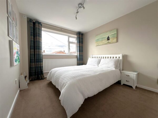 Nursery Avenue, Farndon, Newark