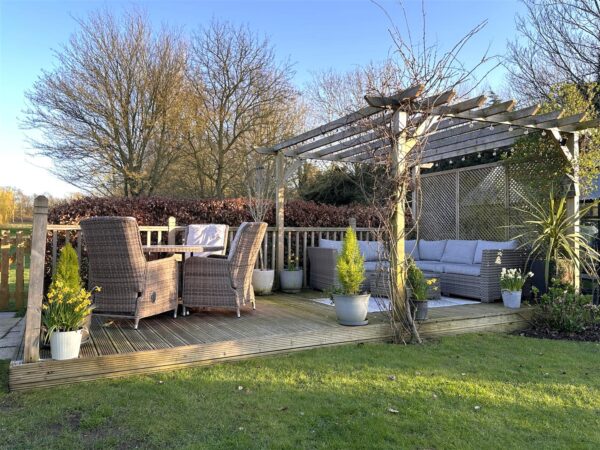 De Havilland Way, Newark