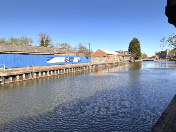 Huddlestones Wharf, Newark