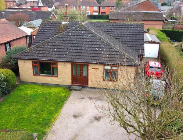 Lorander, Temperance Lane, Collingham, Newark