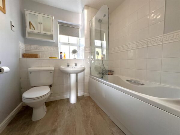 Lilburne Close, Newark