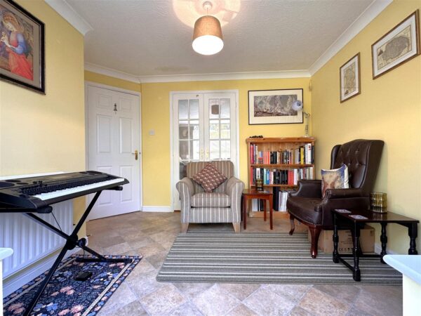 Lilburne Close, Newark