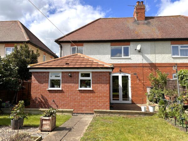 Bowbridge Road, Newark
