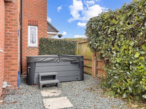 Tall Pines Road, Witham St. Hughs, Lincoln