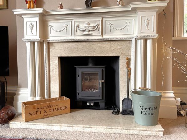Mayfield House, High Street, Collingham, Newark