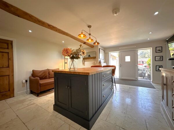Grange Court, Great North Road, South Muskham, Newark