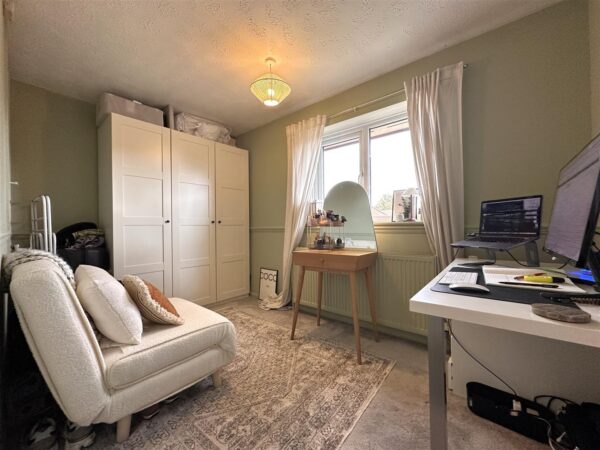 Hounsfield Close, Newark