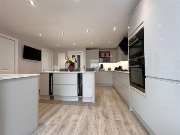 Broughton Drive, Newark