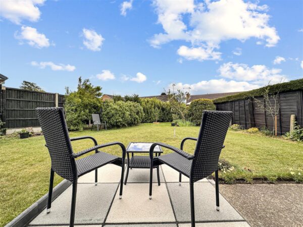 Pinfold Close, Collingham, Newark