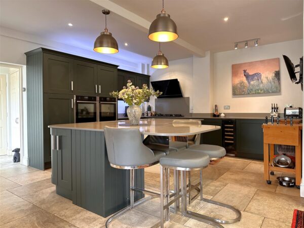 Mayfield House, High Street, Collingham, Newark