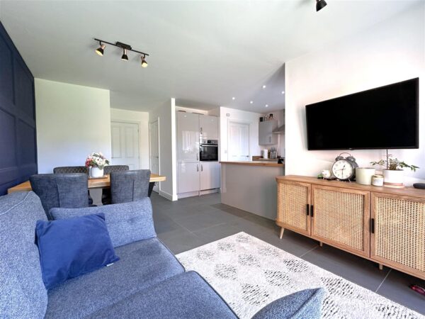 Flaxley Way, Middlebeck, Newark
