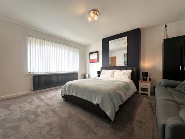 Pinfold Close, Collingham, Newark