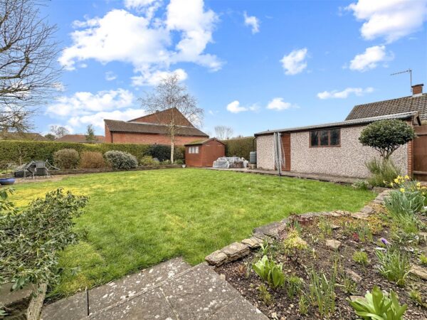 Lorander, Temperance Lane, Collingham, Newark