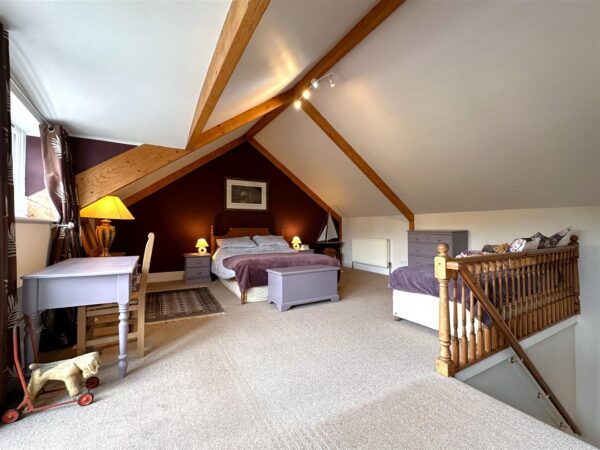 Mayfield House, High Street, Collingham, Newark