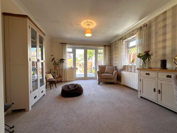 Saucemere Drive, Newark