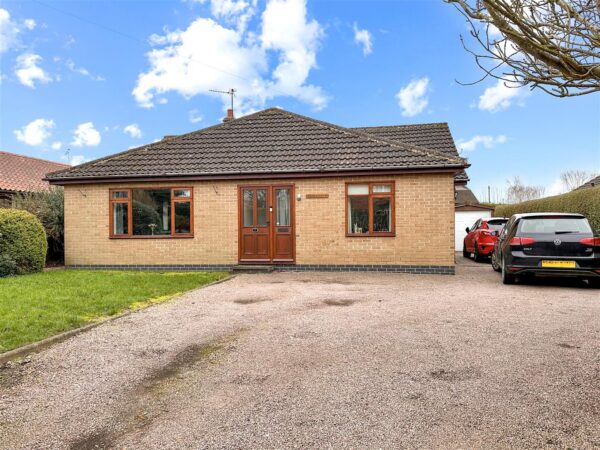 Lorander, Temperance Lane, Collingham, Newark