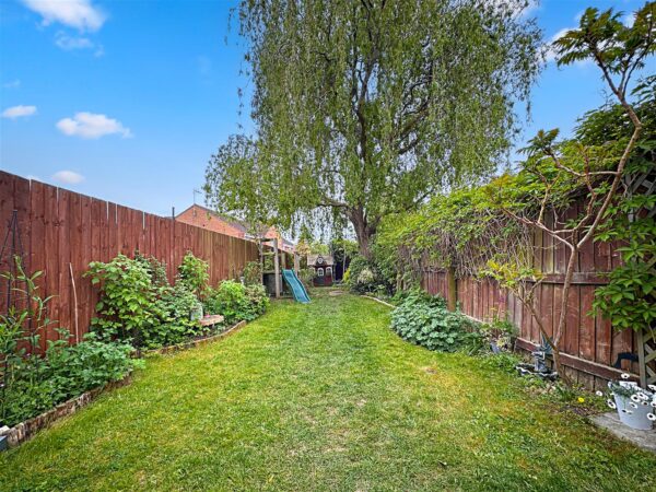 Cludd Avenue, Newark