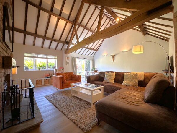 Grange Court, Great North Road, South Muskham, Newark