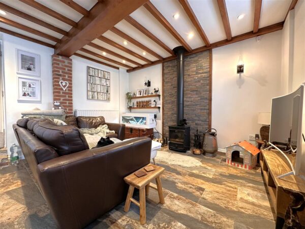 The Old Barn, Wetsyke Lane, Balderton, Newark