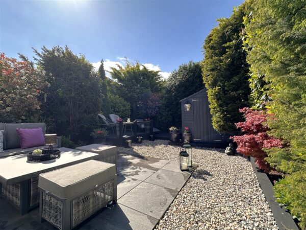 Broughton Drive, Newark