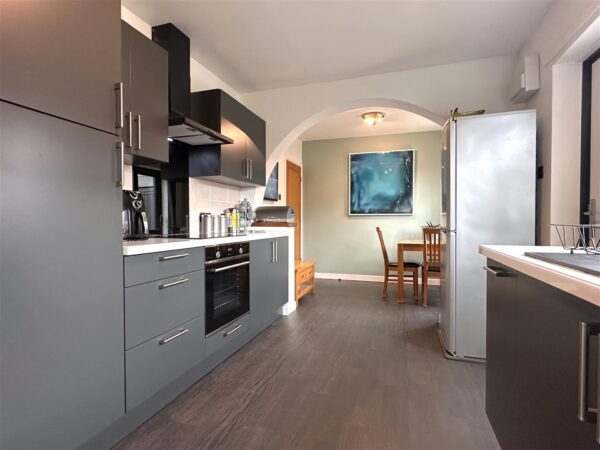 Pinfold Close, Collingham, Newark