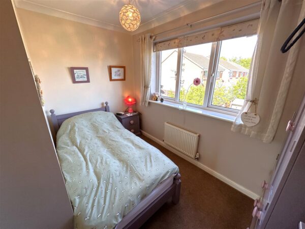 Saucemere Drive, Newark