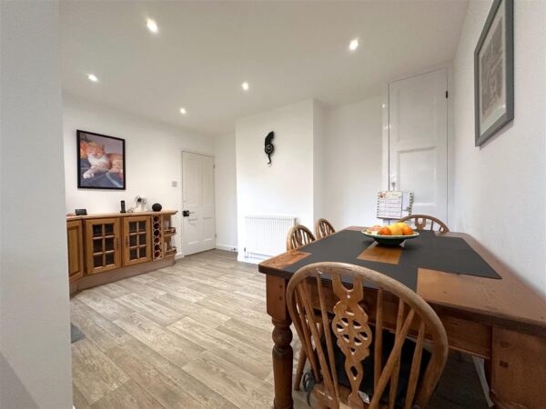 Lorander, Temperance Lane, Collingham, Newark