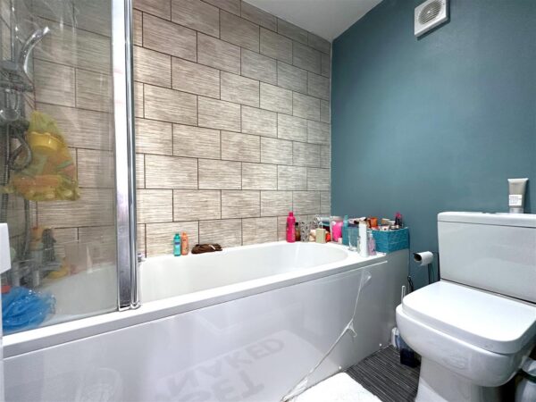 Hawton Lane, Balderton, Newark