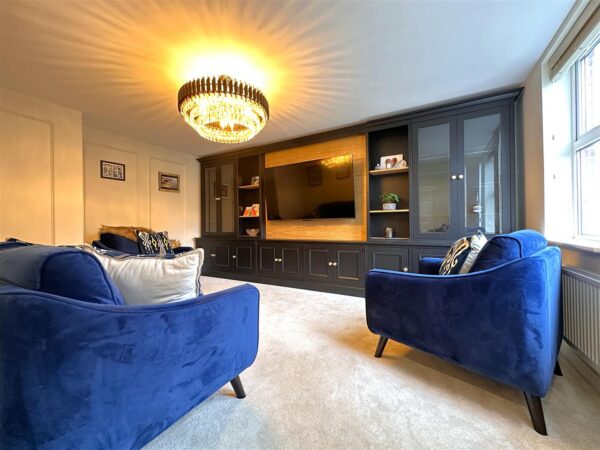 Goldstraw Lane, Fernwood, Newark