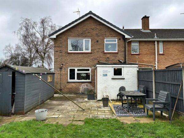 Wolfit Avenue, Balderton, Newark