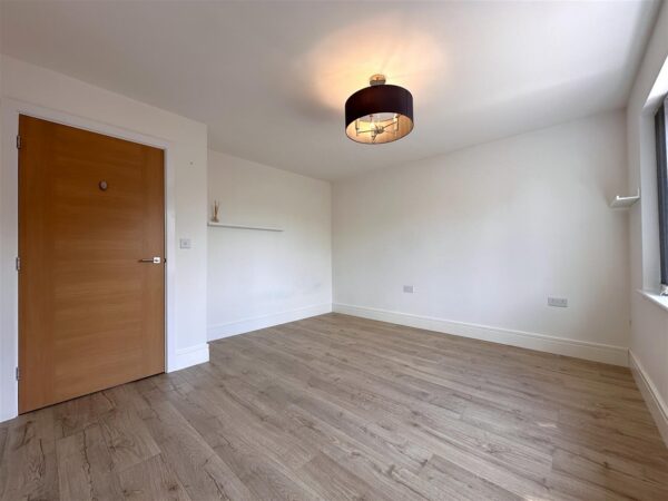 Yarnsworth Road, Middlebeck, Newark