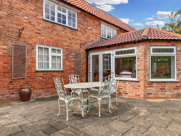 The Barn, High Street, Collingham, Newark