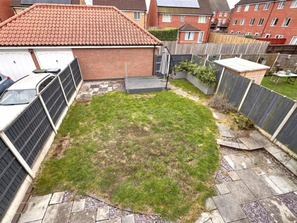 Goldstraw Lane, Fernwood, Newark