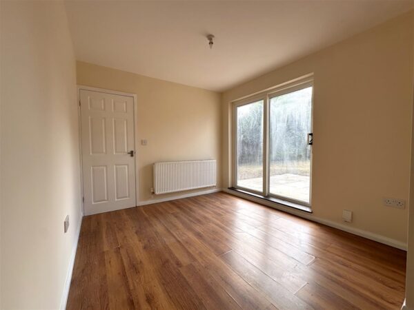Redlands, Longfellow Drive, Balderton, Newark