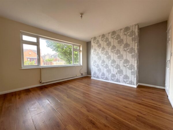 Redlands, Longfellow Drive, Balderton, Newark