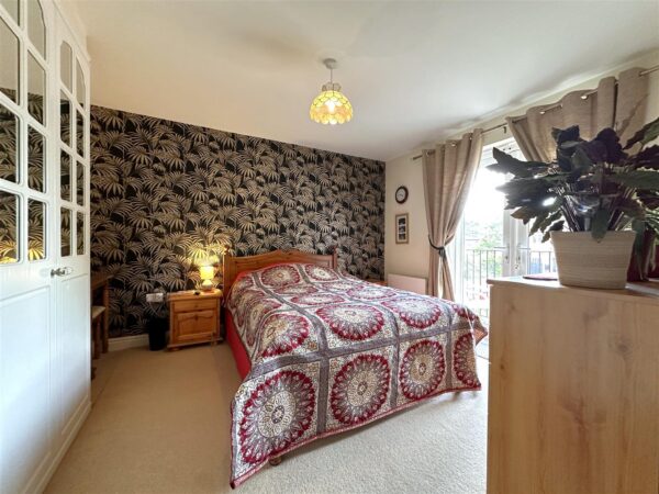 Rubys Walk, Fernwood, Newark