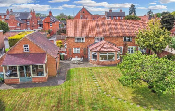 The Barn, High Street, Collingham, Newark