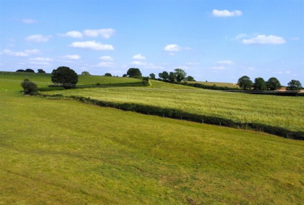 The Hayloft, Barn 3, Park Farm, Newark Road, Wellow, Newark
