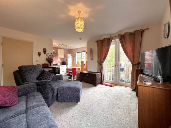 Rubys Walk, Fernwood, Newark