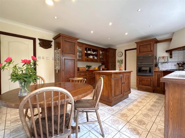 Maple House, School Lane, Claypole, Newark