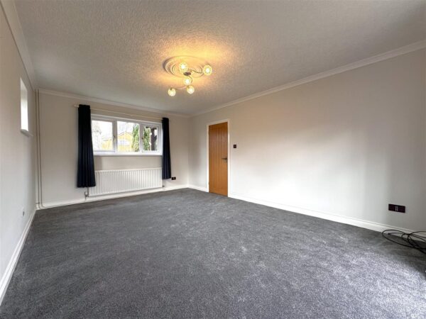 Sandfield Way, Newark