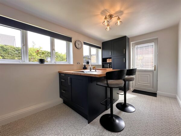 Marton Road, Newark